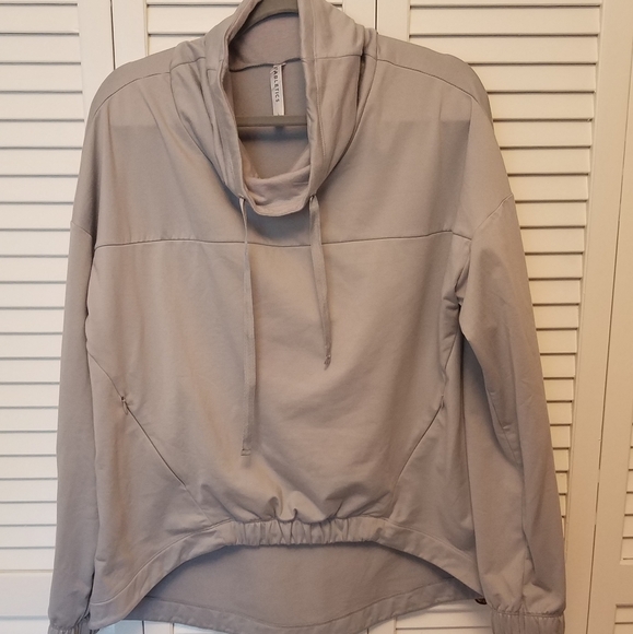 Fabletics Tops - Fabletics cowl neck high low sweatshirt
